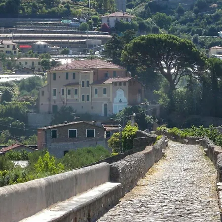 Terrazza Sui Tetti Di דירה טאג'ה