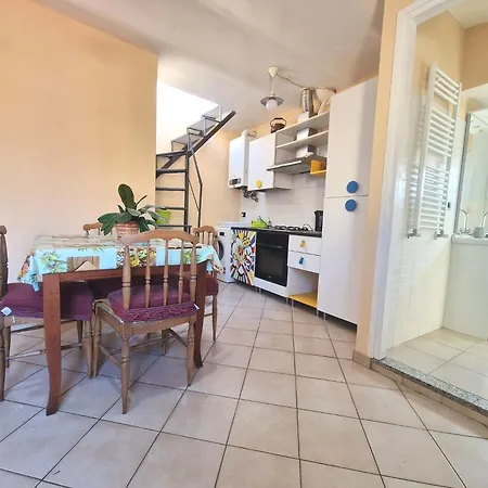 Terrazza Sui Tetti Di דירה טאג'ה