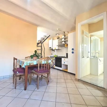 Terrazza Sui Tetti Di *