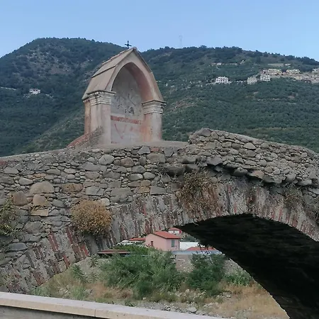 Terrazza Sui Tetti Di *