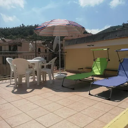 Terrazza Sui Tetti Di דירה טאג'ה